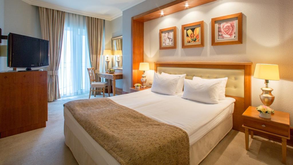 Rixos-Prykarpattya Resort Truszkavec Kültér fotó
